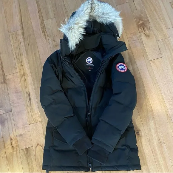 Canada goose jacket poshmark deals